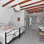 Appartamento Porto Vlastos *